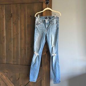 Hollister Mid-Rise Super Skinny Crop Distressed Jean | Size 0R
